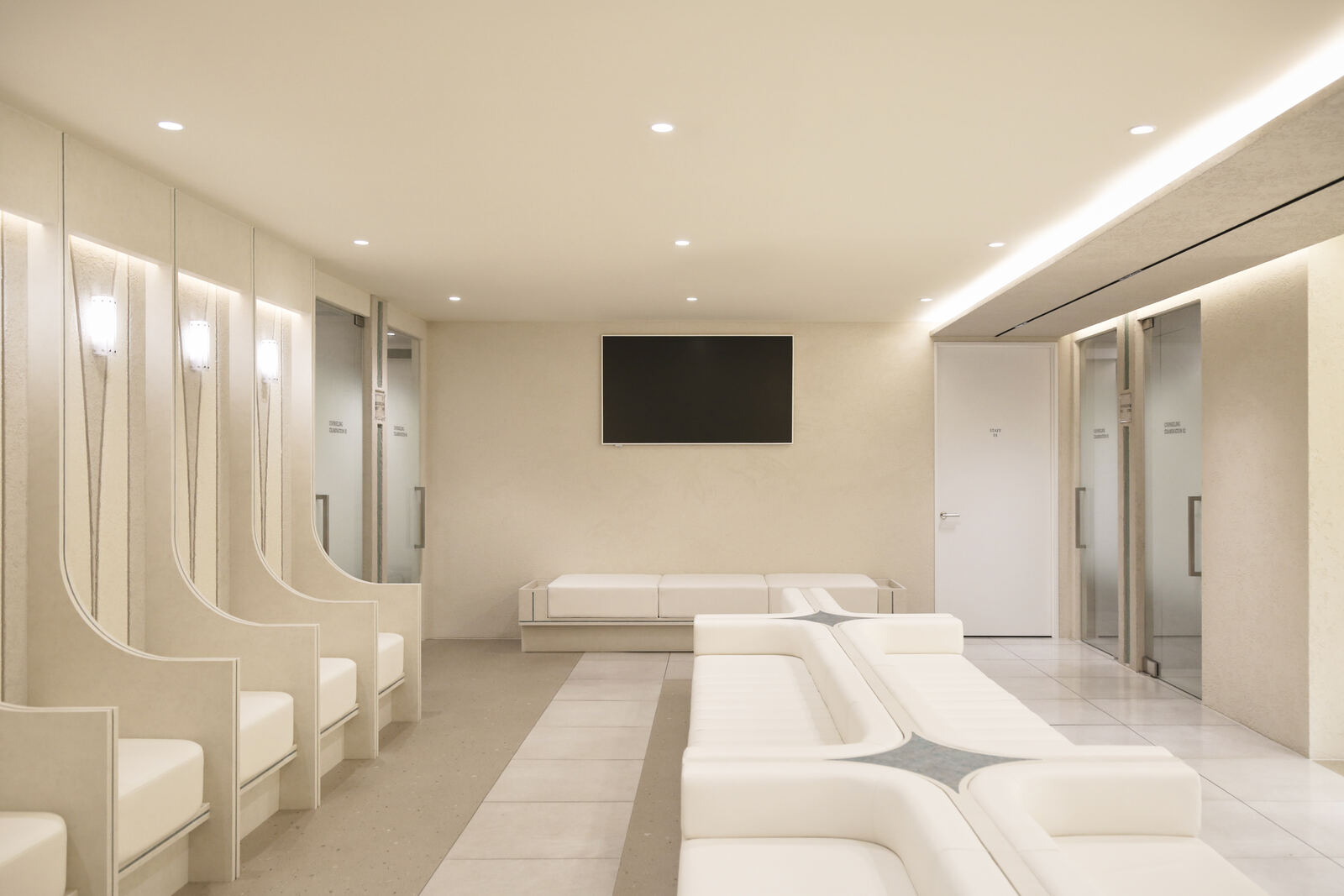 XENIA CLINIC 체인징룸